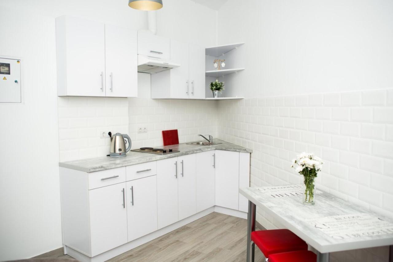 Deluxe Apartment In Old City Center Лвив Екстериор снимка